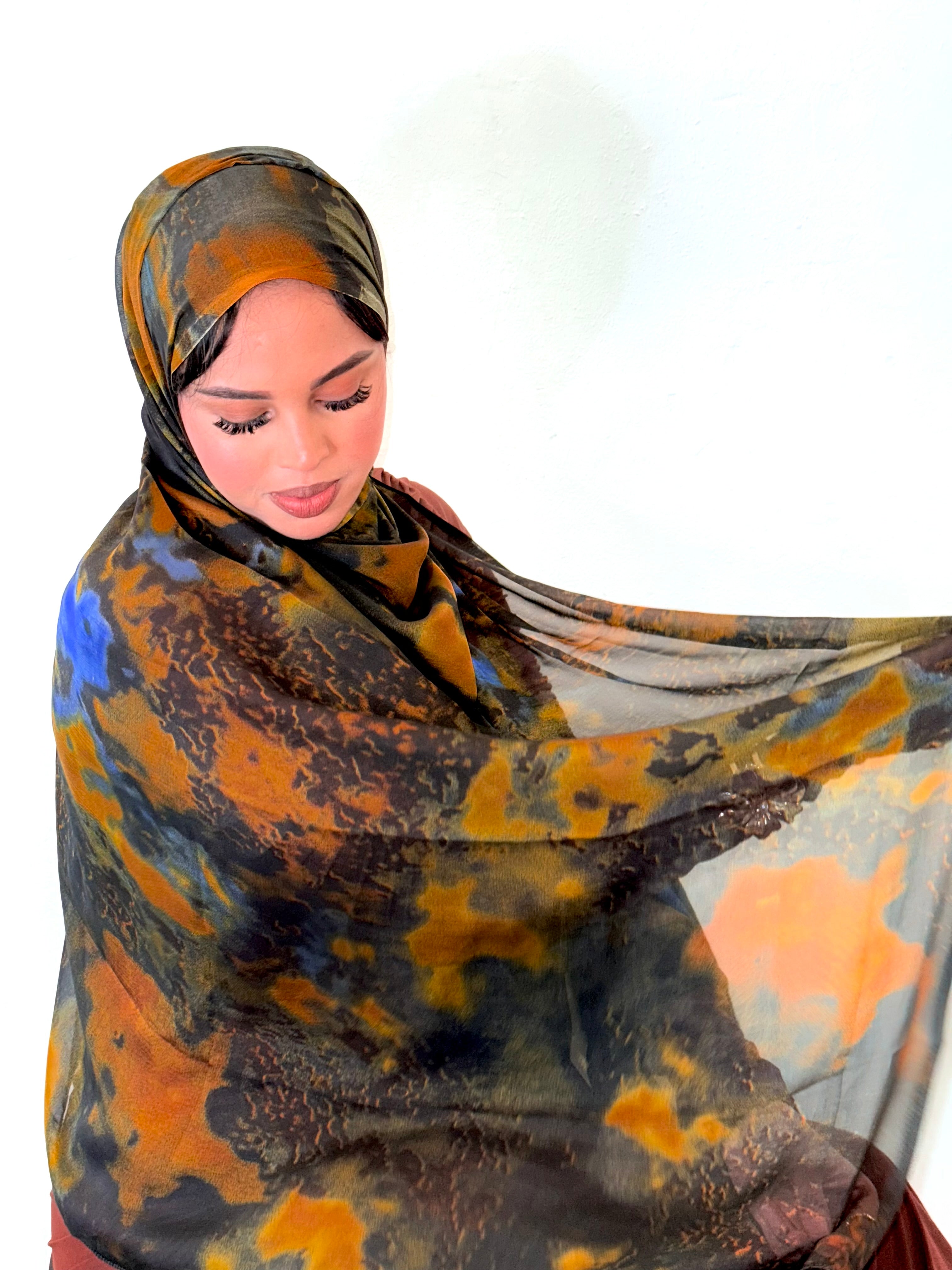 Chic patterned scarf