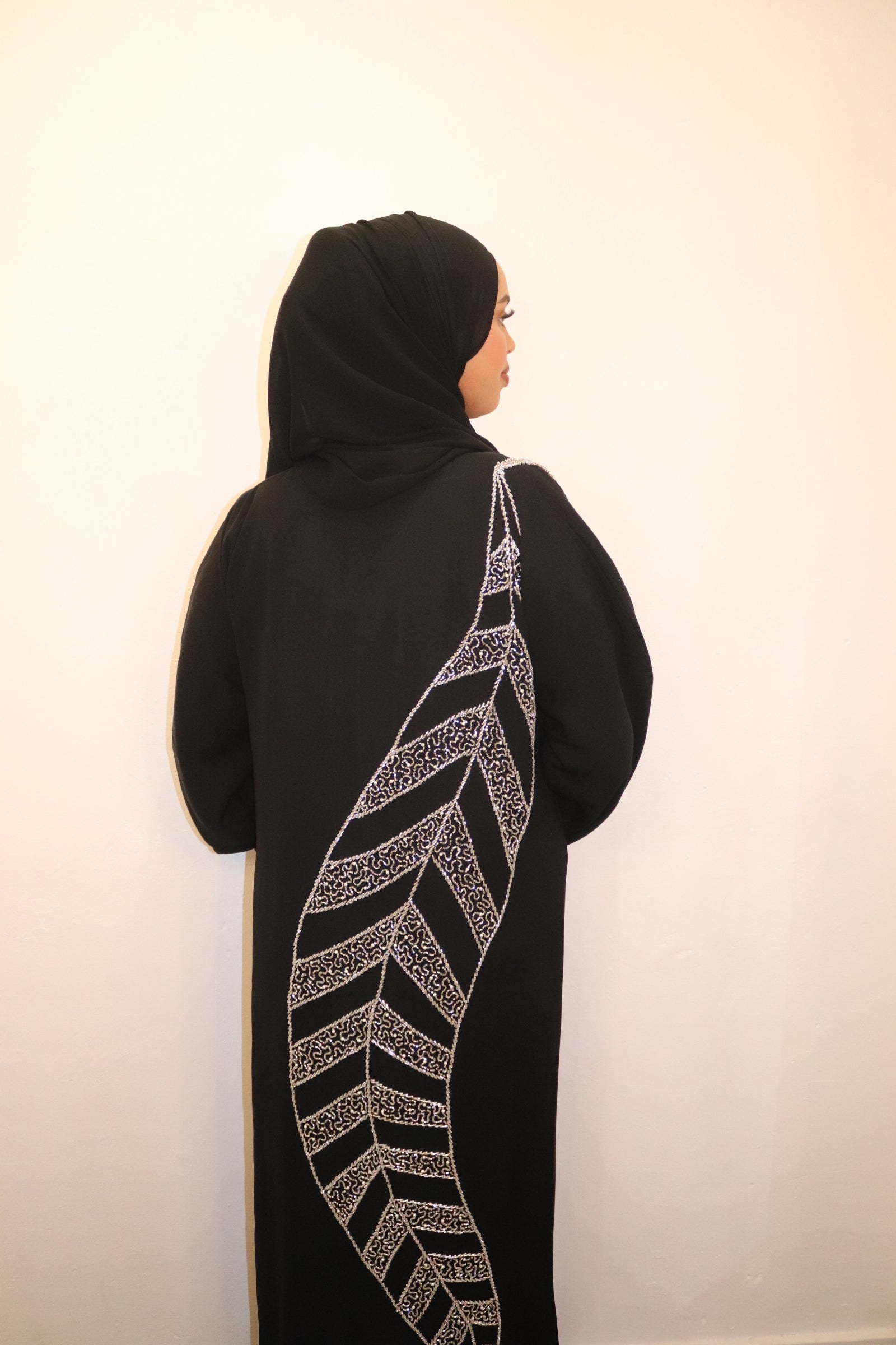Luxurious Black Abaya