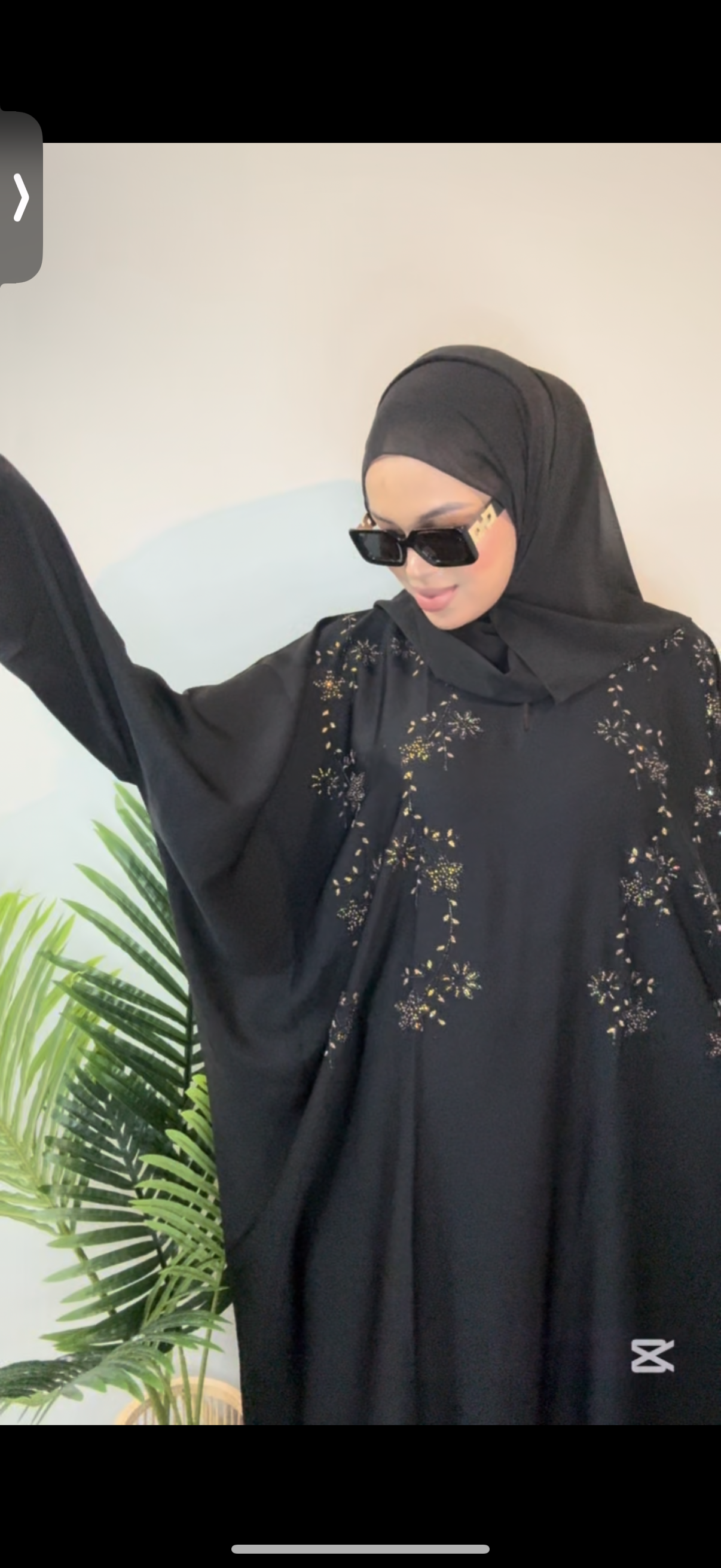 Black elegant Abaya