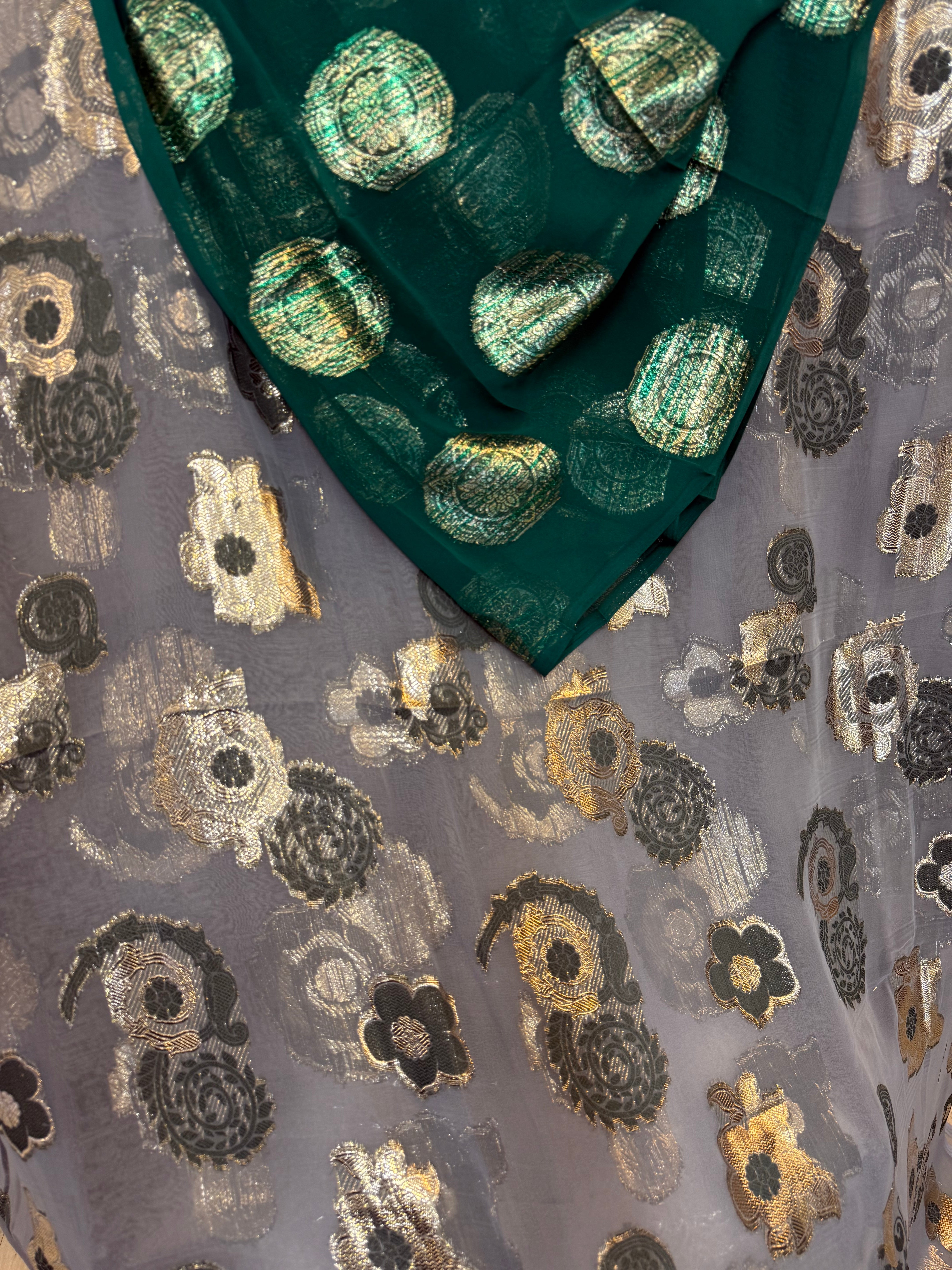 Fransawi dirac and gorgora