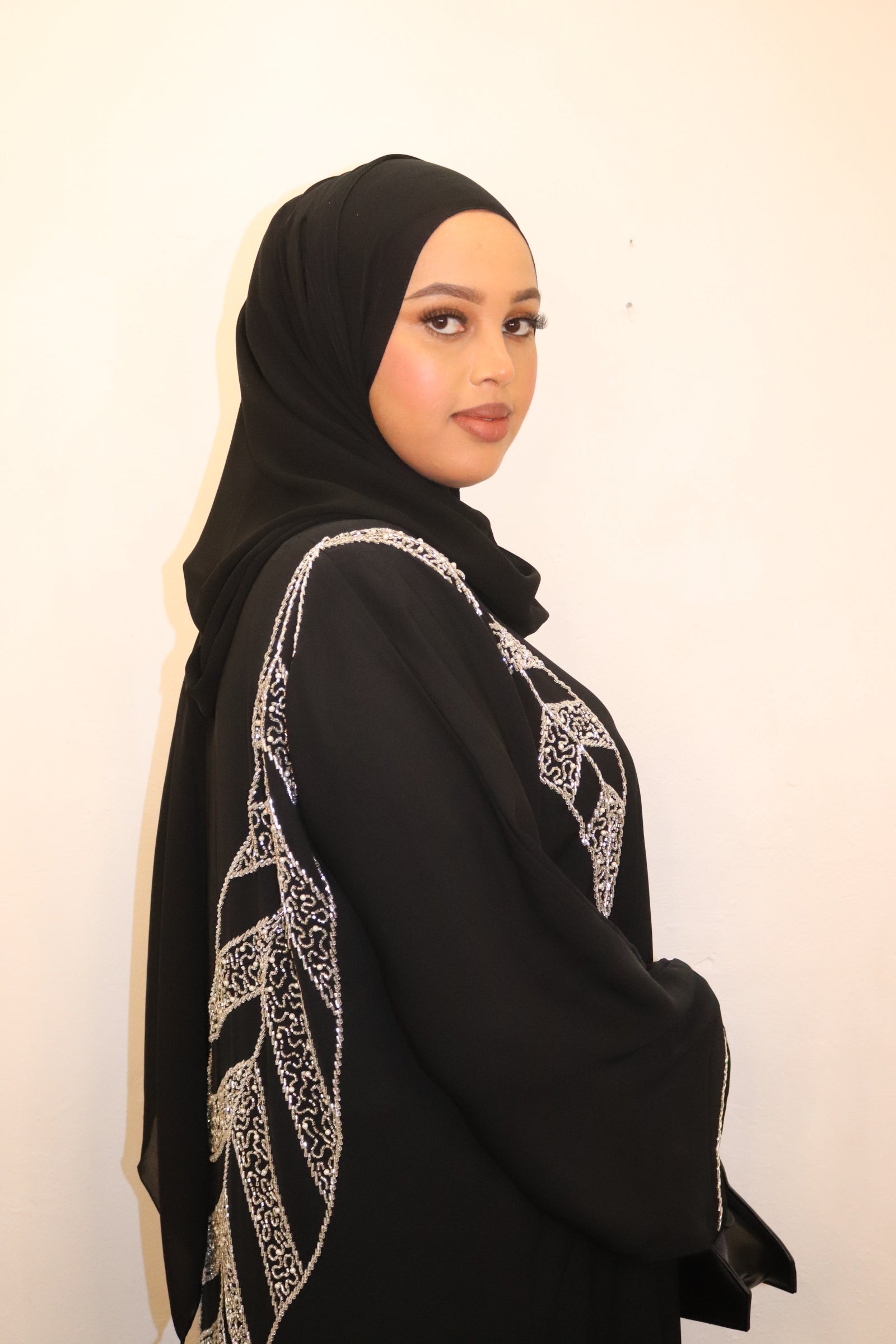 Luxurious Black Abaya