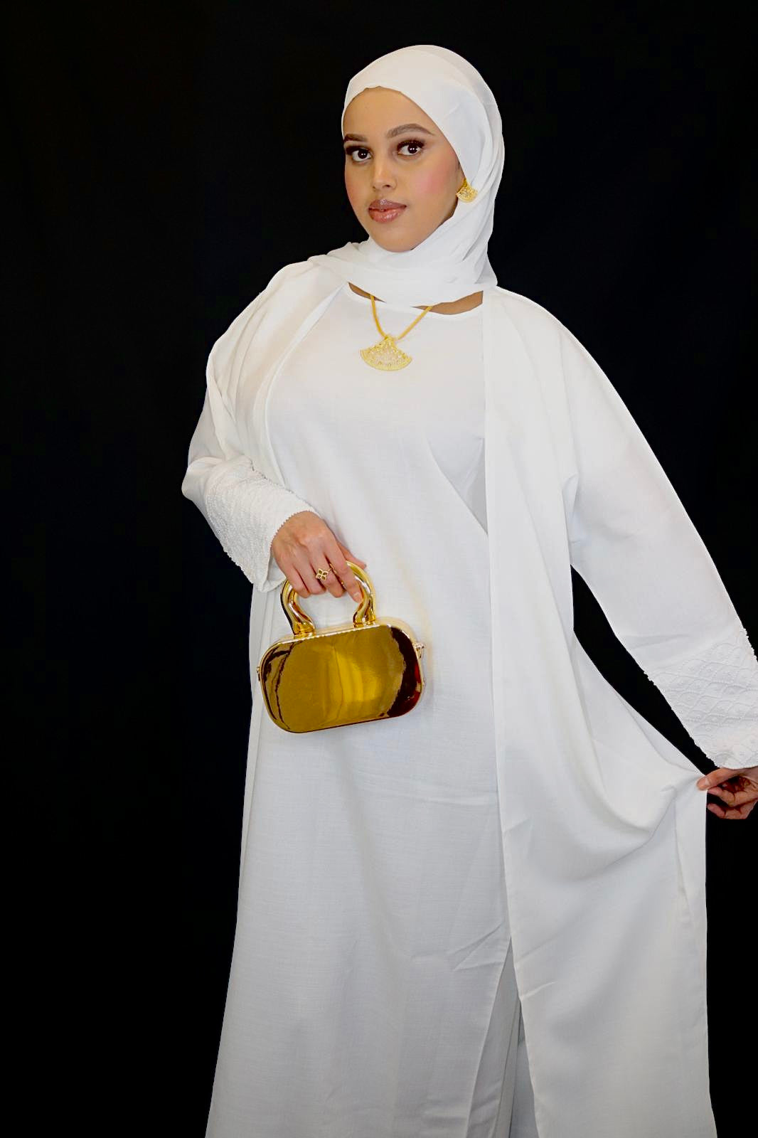 White elegant abaya