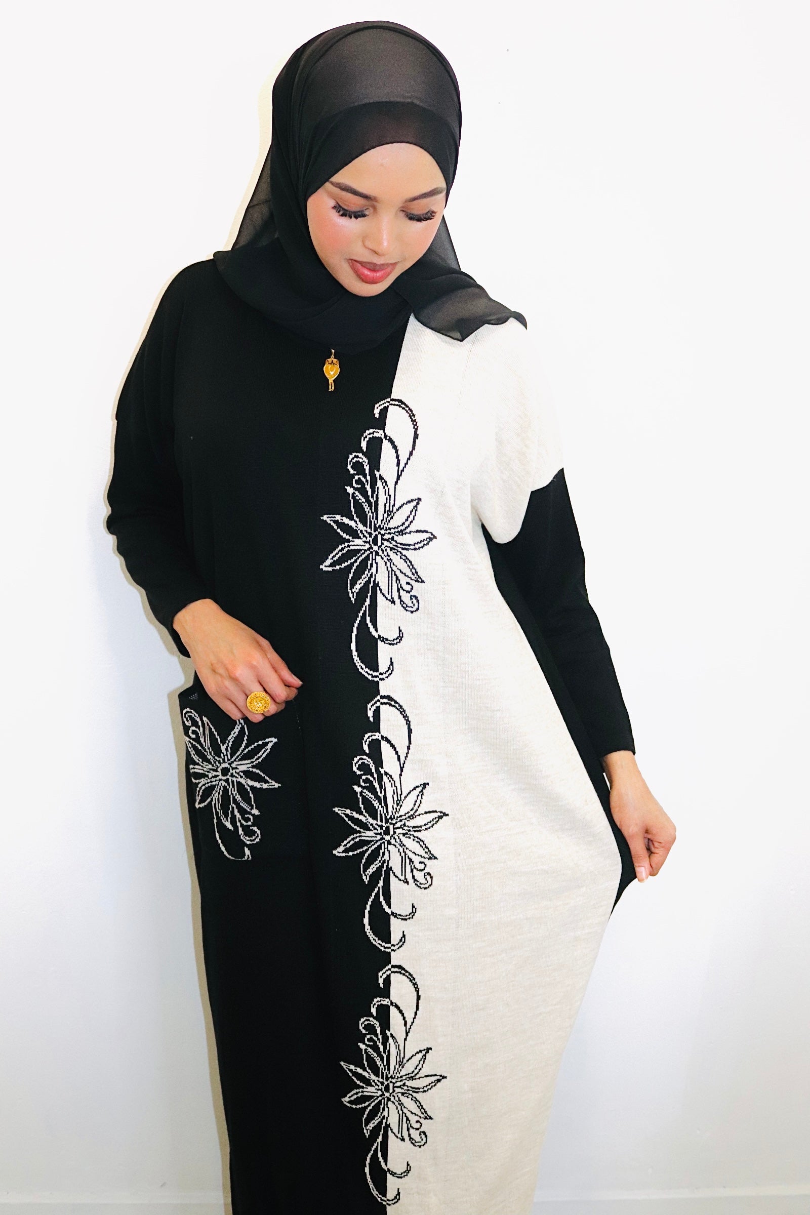 Elegant embroidered dress