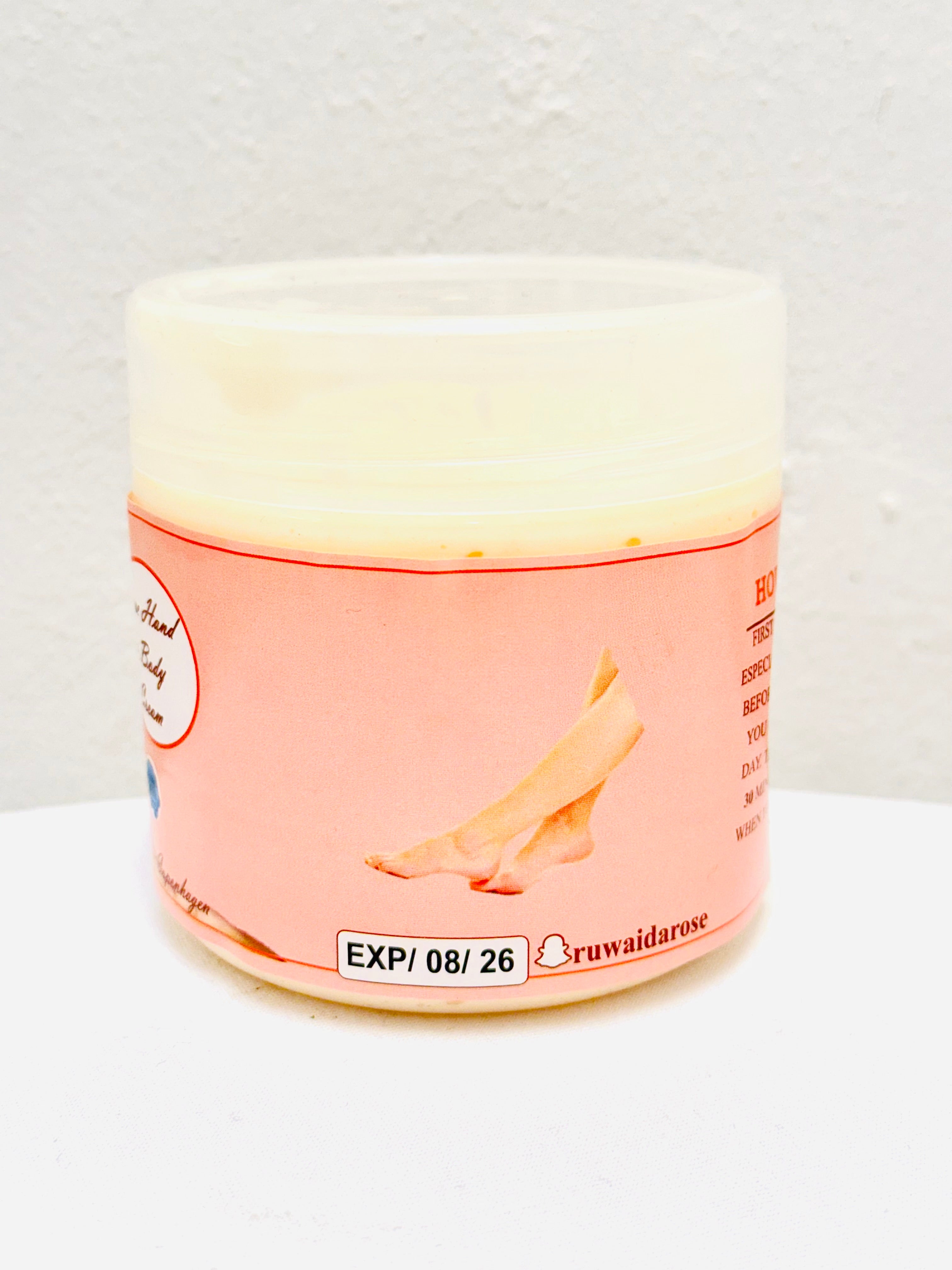 Body cream for lightning Medium