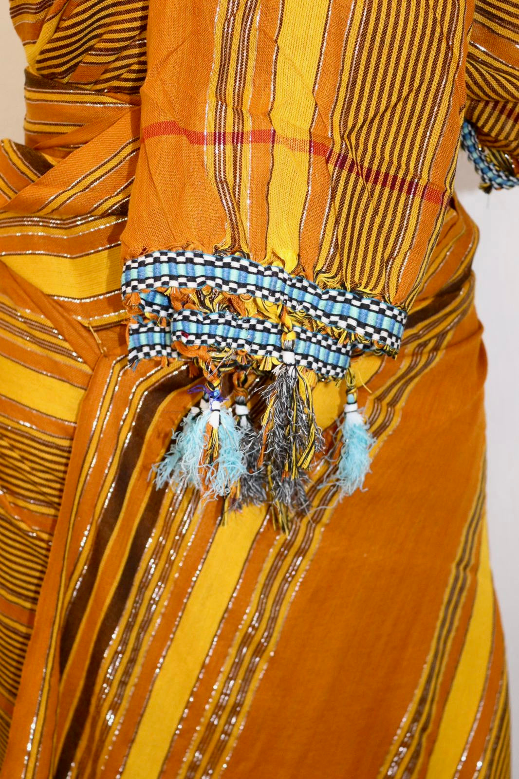 Yellow, brown & black Guntiino