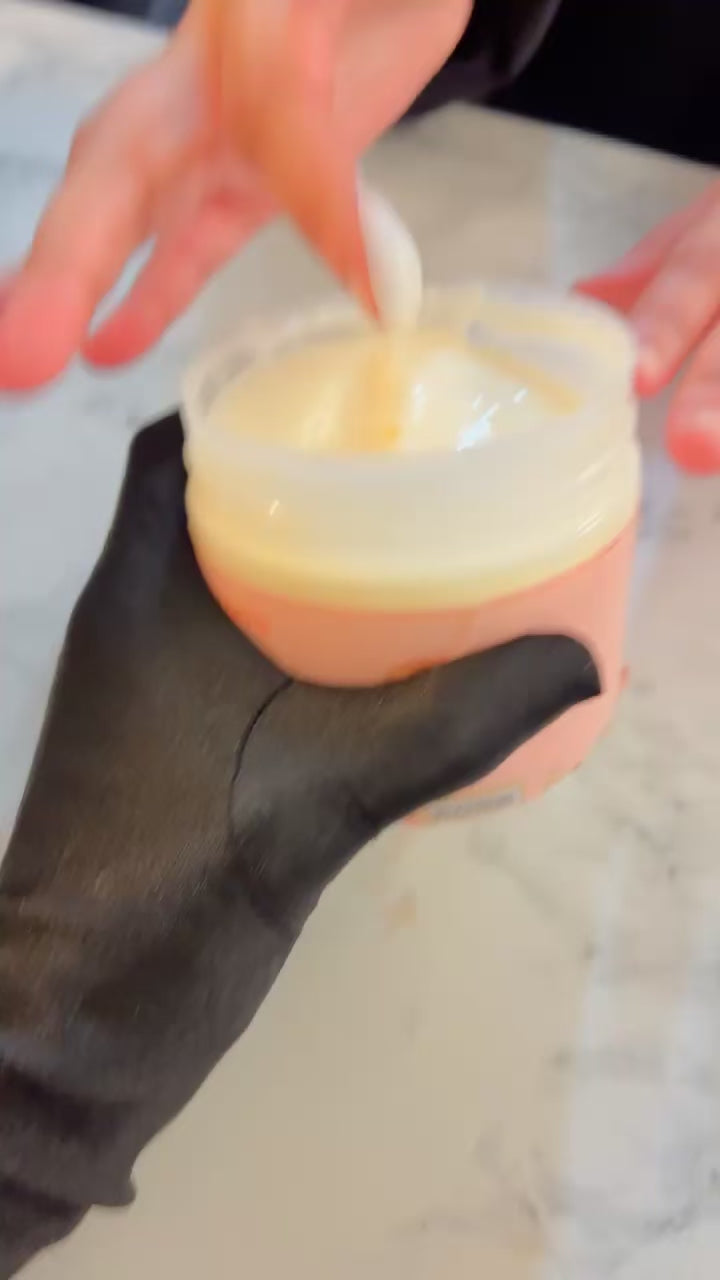 Body cream for lightning Medium