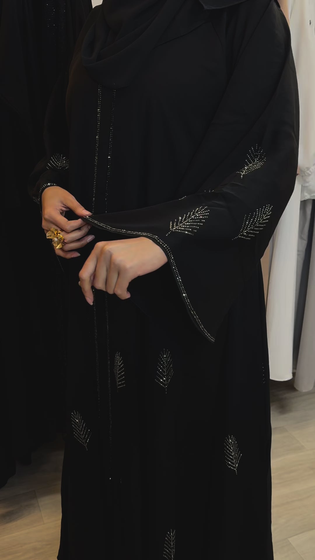Muni Black abaya