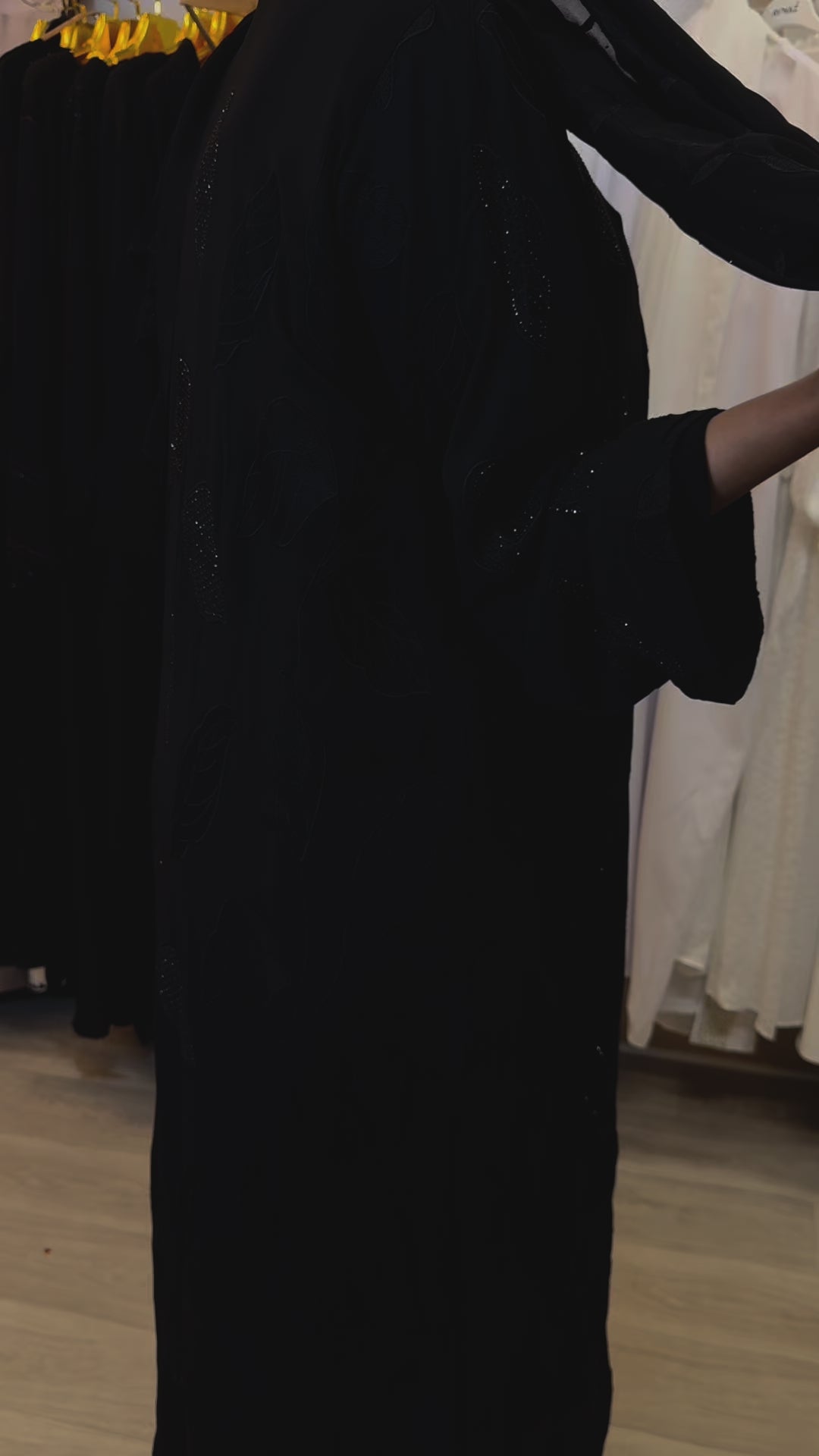 qali Abaya